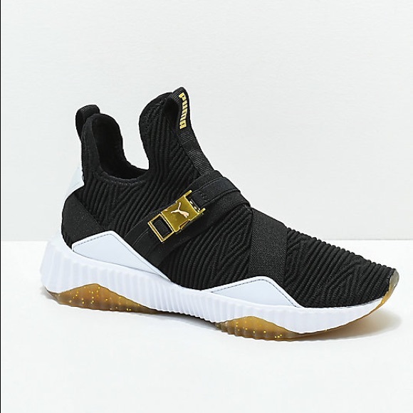 Puma Shoes - Puma mid varsity